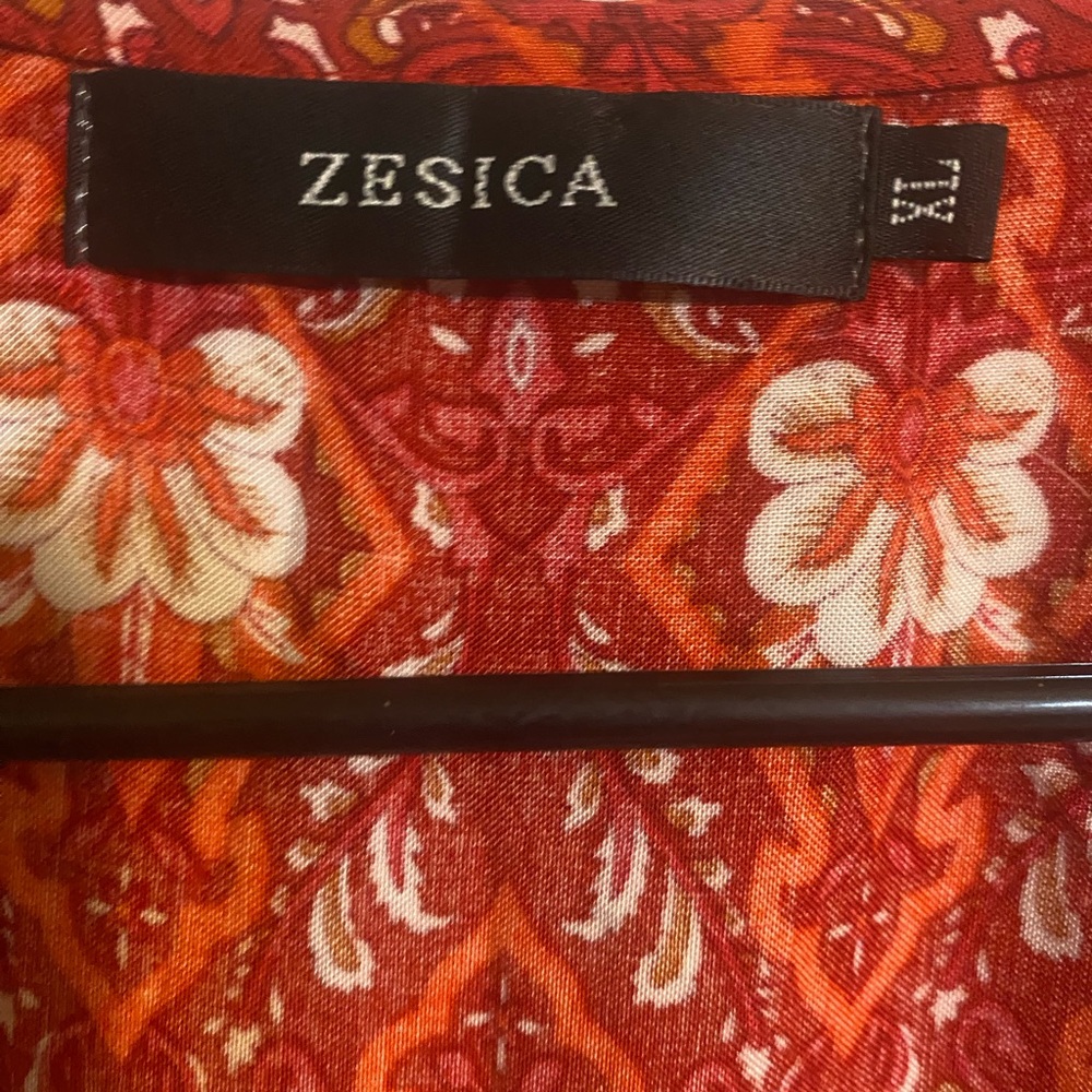 Zessica- Red Floral Wrap Dress size XL - Picture 3 of 4